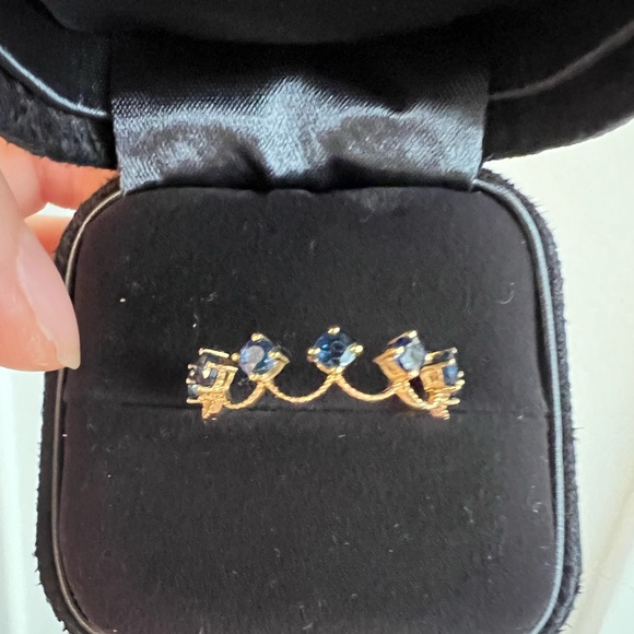 Royal blue sapphire 18k gold ring - Picture 11 of 16